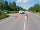 В одном из городов Коми столкнулись 2 иномарки