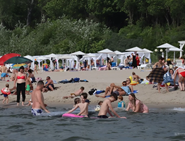 Жара рванет до 40 °C, будто июль в самом разгаре: Вильфанд предупредил о необычной погоде — аномальное тепло идет в несколько регионов