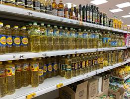 Янтарная гадость в красивой бутылке: Роскачество назвало худшие бренды растительного масла