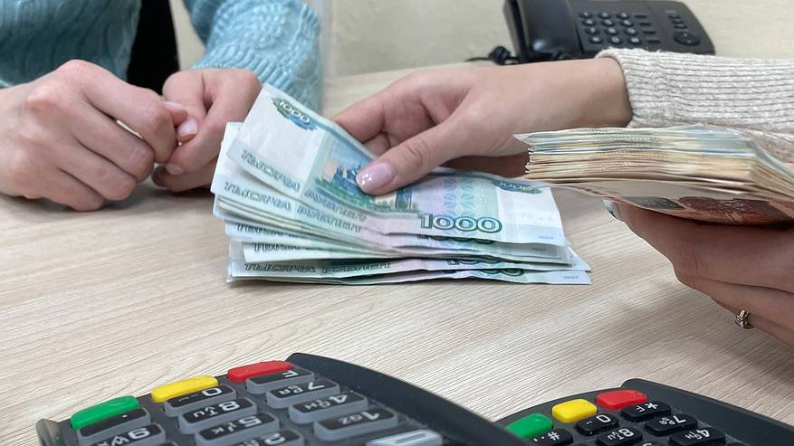 Главная картинка новости: Приятный сюрприз для россиян: открывая вклад онлайн можно получить бонус до 200 тысяч рублей