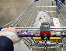 «Теперь это запрещено». Новые правила во всех супермаркетах заработали с сентября