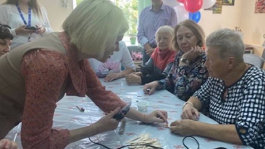 Главная картинка новости: В одном из городов Коми открылся Центр общения старшего поколения