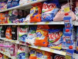 Стоят копейки, а стирают лучше элитных: Роскачество назвало 5 марок самых лучших стиральных порошков