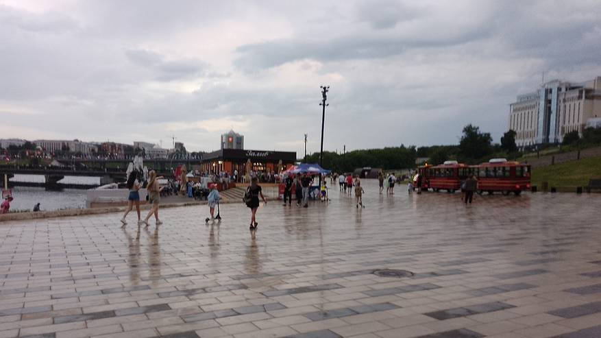 Главная картинка новости: Холод придет резко и без стука: Вильфанд назвал даты окончания летней погоды