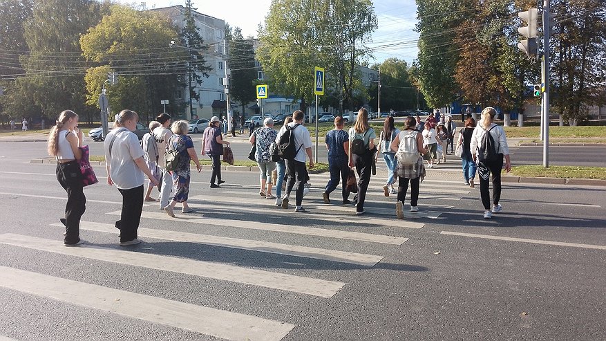 Все денежные накопления обесценятся в сентябре: всех россиян ждет новая волна девальвации, как в 90-х