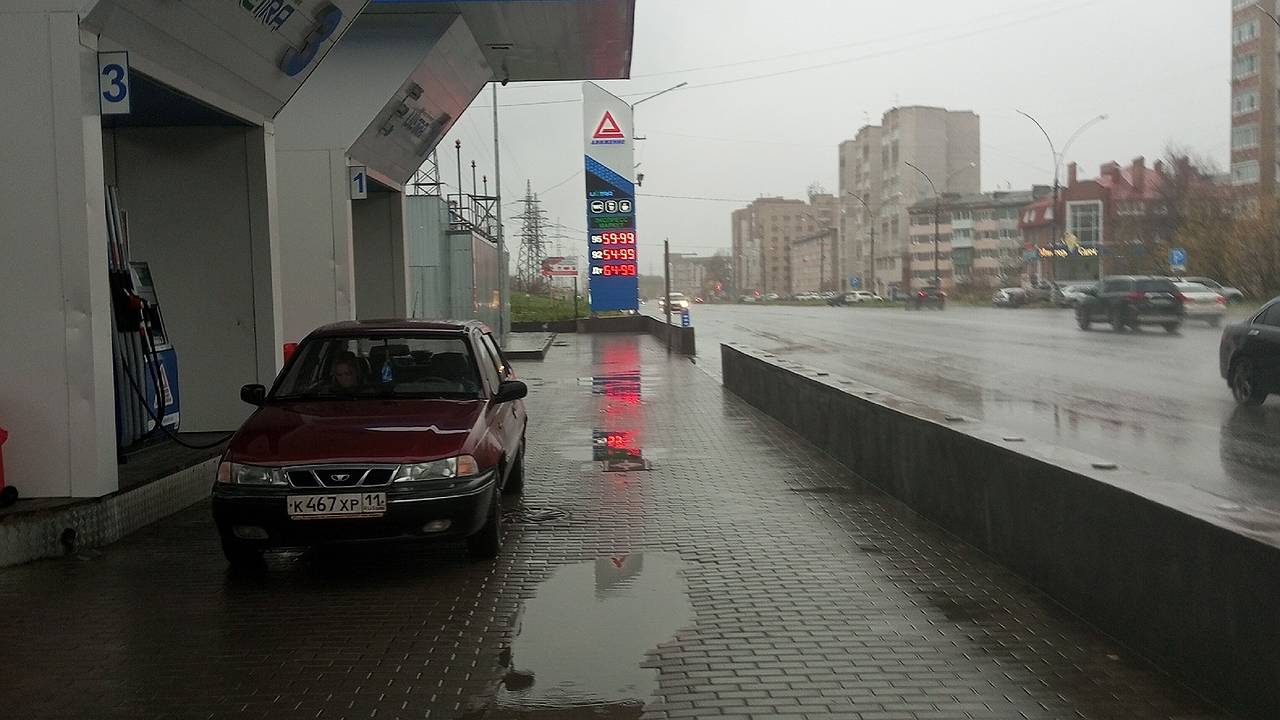 Главная картинка новости: С 22-23 сентября исчезнет на всех заправках. Автомобилистов ждет изменение на АЗС