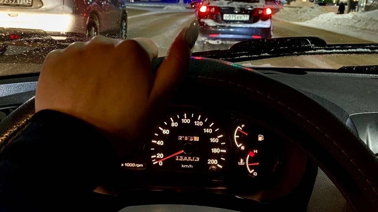 Главная картинка новости: Водителей предупредили: c 24 сентября начнут отбирать прав за опущенные стекла