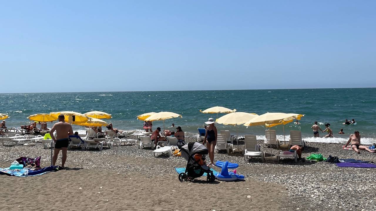 Главная картинка новости: «Чистейшие пляжи и почти безлюдные»: назван самый лучший курорт для отдыха в бархатный сезон - и это отнюдь не Сочи