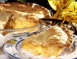 Гораздо вкуснее шарлотки: 2 любимых пирога с яблоками за считанные минуты — восхитят своей простотой приготовления