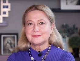 Жизнь засияет яркими красками: Глоба назвала пять знаков, которых ждет большой переворот этой осенью