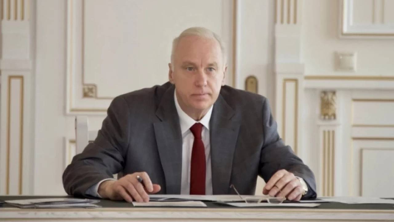 Главная картинка новости: Глава СКР велел возбудить дело из-за нарушения прав 4-летней девочки в Коми