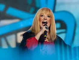 Пугачева объявила о разводе: «Остаемся близкими друзьями, потому что мы венчанны»