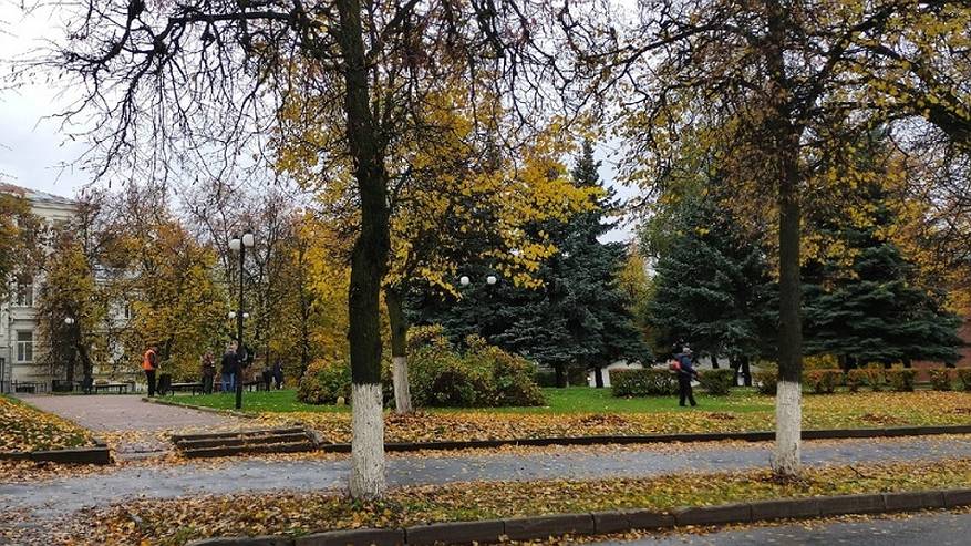 Главная картинка новости: Необычно тёплая неделя в конце октября: погода удивляет жителей Коми