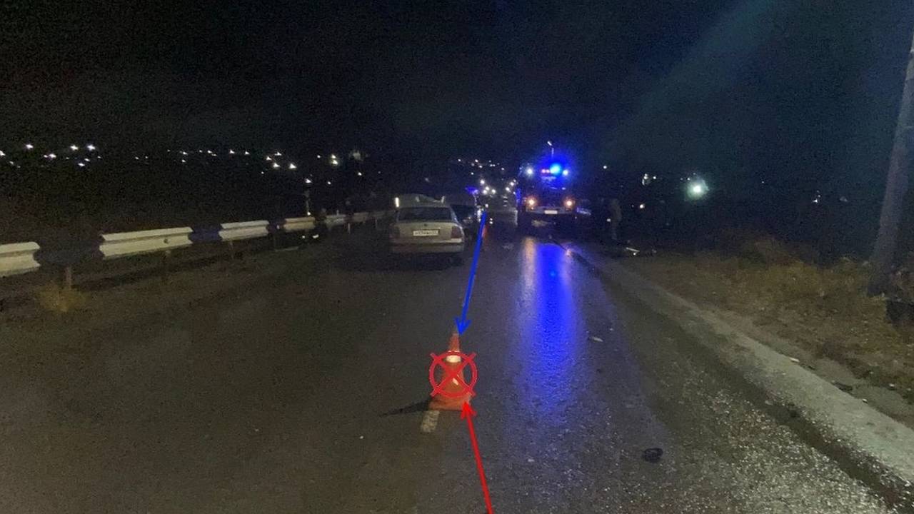 Главная картинка новости: На одной из трасс в Коми в ДТП погиб мотоциклист