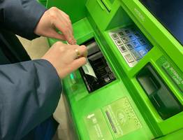 Сбережения исчезнут за ночь: новая волна девальвации в ноябре опустошит кошельки всех россиян, как в 90-е