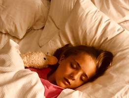 Знаете ли вы, почему нельзя категорический спать ногами к двери?