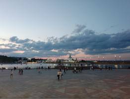 Овны получат очень приятный сюрприз от близкого человека, Близнецы будут в центре внимания