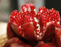 3 способа для быстрой и легкой чистки граната