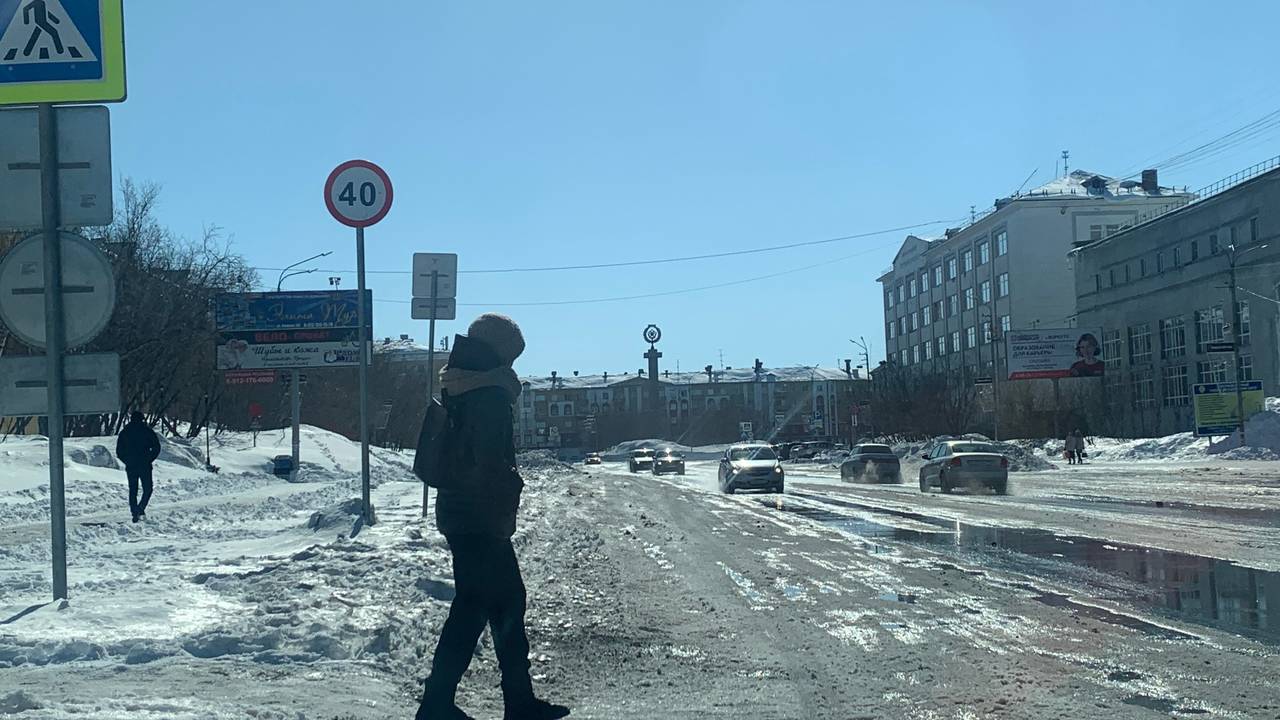 Главная картинка новости: Расписание новогодних праздников передвинули: всех россиян ждут самые длинные выходные