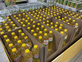 Красивая бутылка с химозной жидкостью: Роскачество обозначило худшие бренды растительного масла на которые даже не стоит смотреть