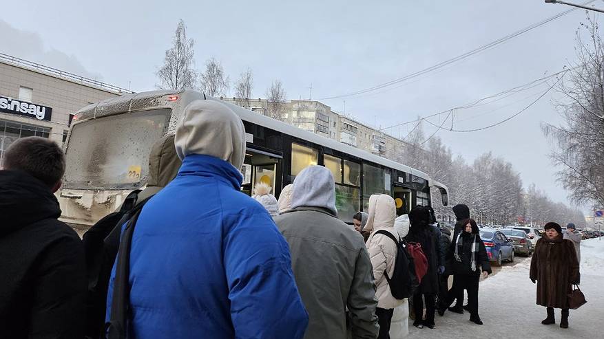 Главная картинка новости: В Сосногорске подорожает проезд в автобусах