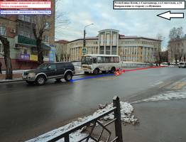 В Сыктывкаре пассажирка маршрутного автобуса №23 потеряла передние зубы в результате ДТП