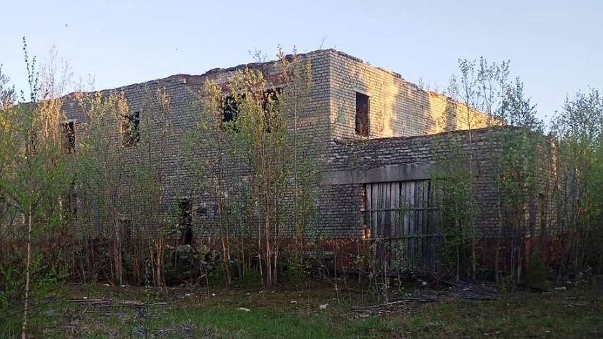 Главная картинка новости: Суд обязал снести недостроенный молокозавод в Троицко-Печорске