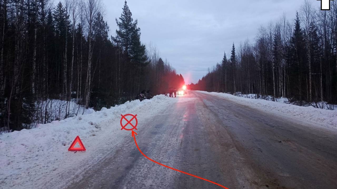 Главная картинка новости: Под Сосногорском УАЗик съехал с дороги и опрокинулся в кювет