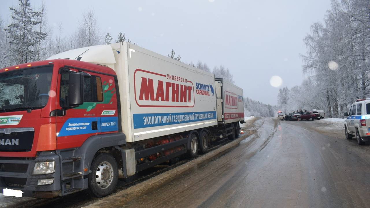 Стали известны новые подробности смертельной аварии под Ухтой