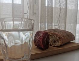 Ухтинец забыл, что ранил приятеля, с которым выпил десять бутылок водки на двоих