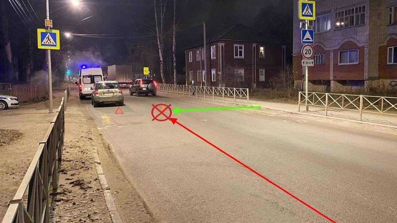 Главная картинка новости: В столице Коми на нерегулируемом переходе сбили пешехода