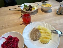 Школьные и детские сады Коми кормят фальсификатом: в продуктах нашли растительные жиры и опасные добавки