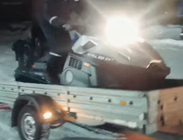 Спасатели эвакуировали из ухтинского леса двух замерзших мужчин: один из них провалился в воду