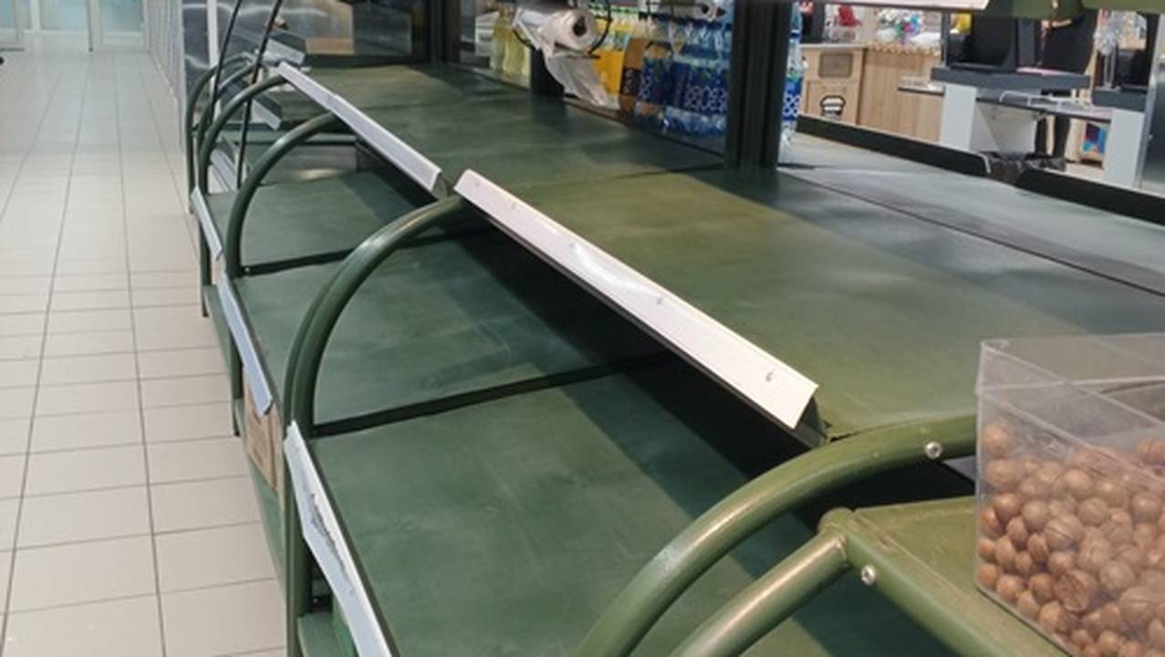 Главная картинка новости: Вуктыльцам объяснили отсутствие продуктов в торговых сетях "Магнит" и "Пятерочка"