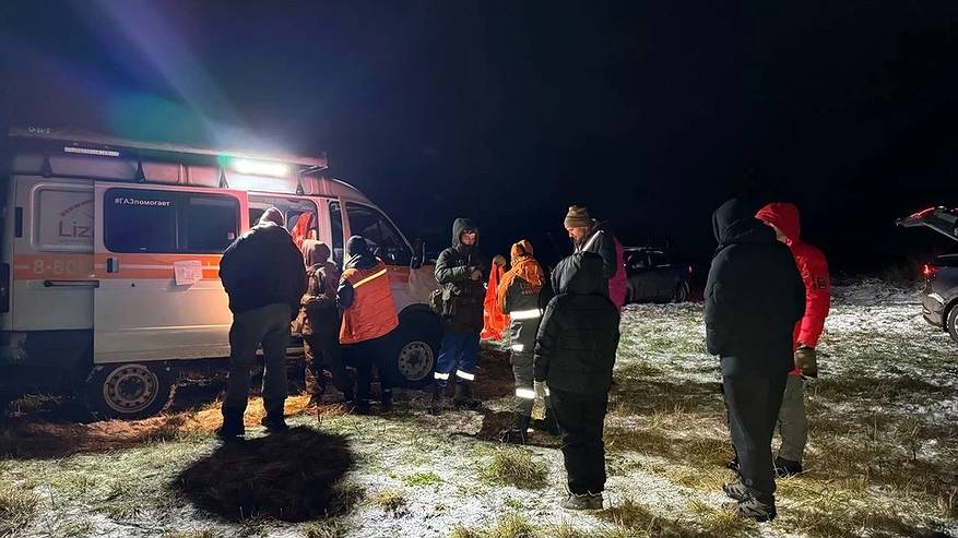 Главная картинка новости: За ноябрь поисковики «ЛизаАлерт» Коми нашли живыми 12 пропавших людей