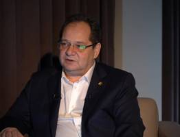 Ростислав Гольдштейн в ходе прямой линии: в Коми увеличатся объёмы дорожно-ремонтных работ