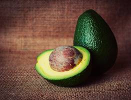 Авокадо ценю за косточку – очень ценный продукт, только не выкидывайте: помогает стать неторазимой