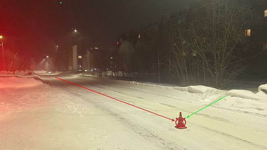 Главная картинка новости: В Инте пешеход вышел под колеса легковушки