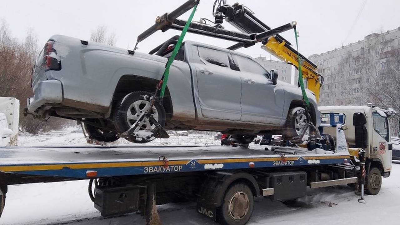 Главная картинка новости: Долги жителя Коми оплатит его собственный "Кинг Конг"