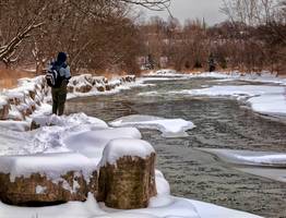 Всегда так делали, а теперь окончательный запрет, введены новые штрафы за зимнюю рыбалку