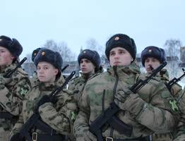 В Коми призывники приняли торжественную воинскую присягу