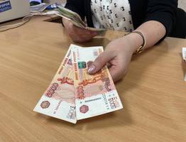 Для всех, тех у кого дома хранятся купюры 5000 рублей - важное изменение в январе