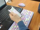 Всем, кто пользуется WhatsApp и Telegram: поздравить близких с Новым годом больше не получиться