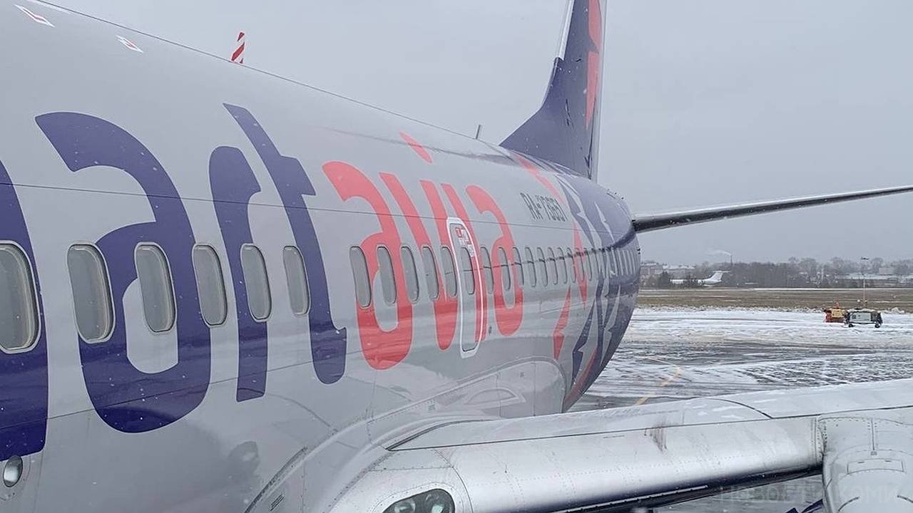 Главная картинка новости: На 2025 год Росавиация утвердила 7 субсидируемых авиаперелетов из Коми