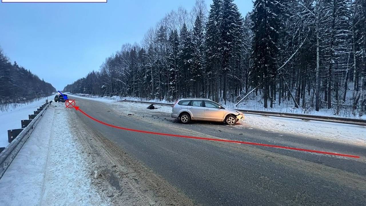 Главная картинка новости: В Коми в аварии получил травмы 4-летний мальчик