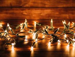 В одном из городов России младенец получил удар током от гирлянды