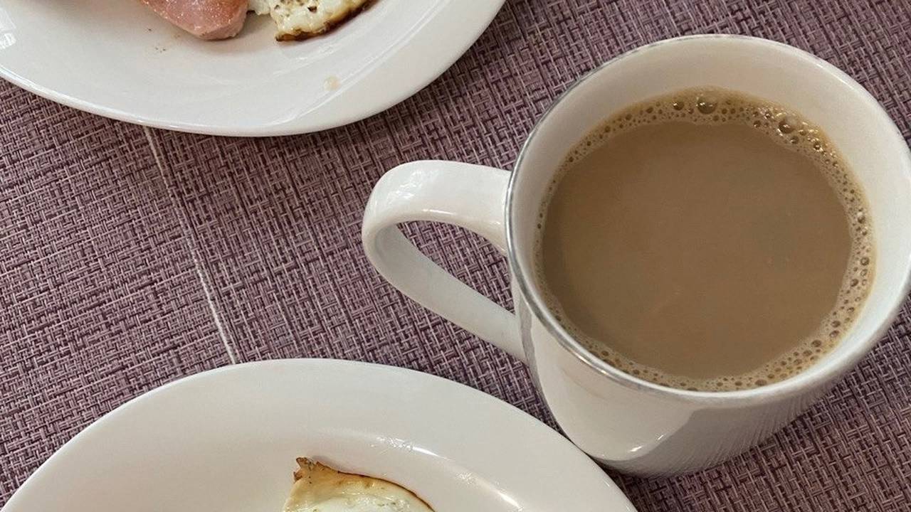 Главная картинка новости: Хуже чем водка: ученые забраковали популярный среди россиян напиток – пьем его каждый день