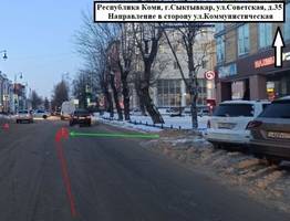 В одном из городов Коми Lada сбила пешехода