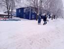 Зимняя проблема Подзи: тротуары под снегом, дети на дорогах