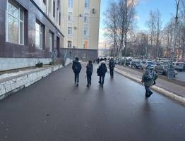 В двух районах Коми отменили занятия для школьников